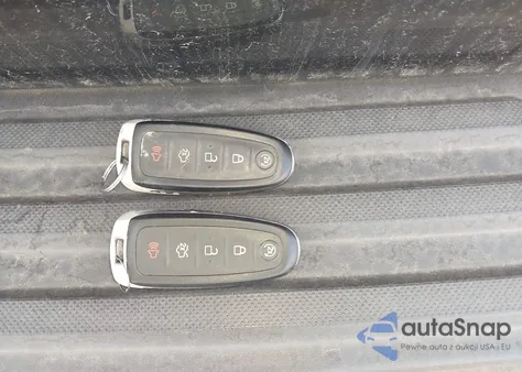 2015 Ford Expedition Platinum z USA, uszkodzony, nr VIN 1FMJU1MT5FEF12993